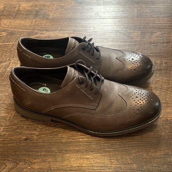 Rockport Men's Classic Break Wingtip Oxford size 8.5 - Picture 2 of 16